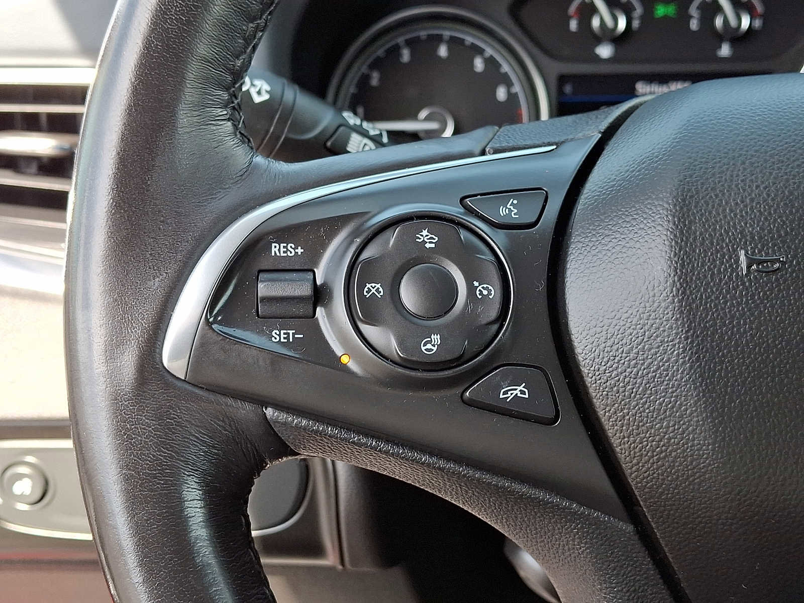 Certified 2021 Buick Enclave Premium w/ Sun and Sites Package image 24