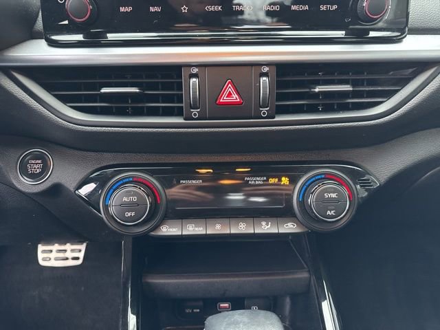 Used 2023 Kia Forte GT-Line image 18