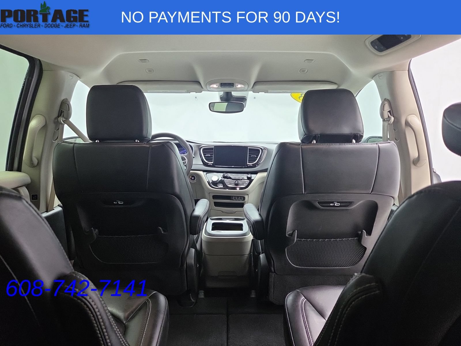 Used 2023 Chrysler Pacifica Touring-L FWD image 29