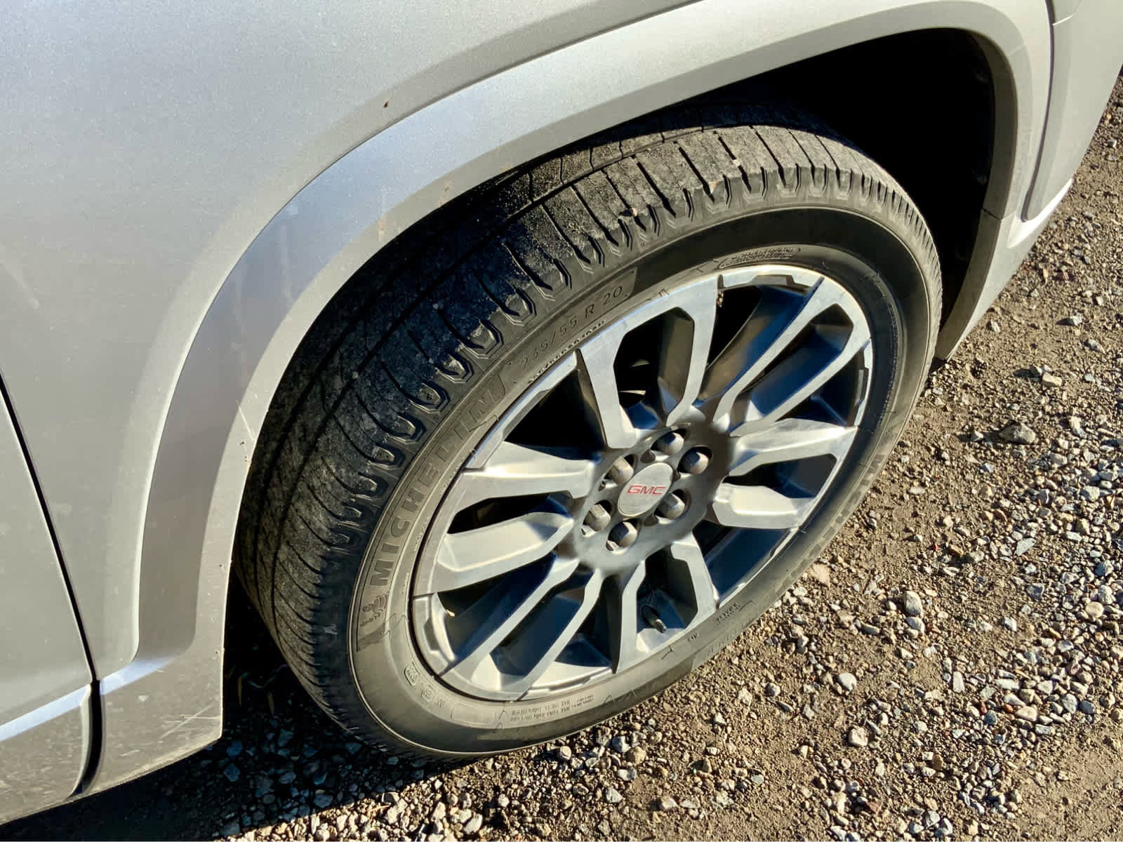 Used 2020 GMC Acadia Denali w/ Denali Ultimate Package image 18