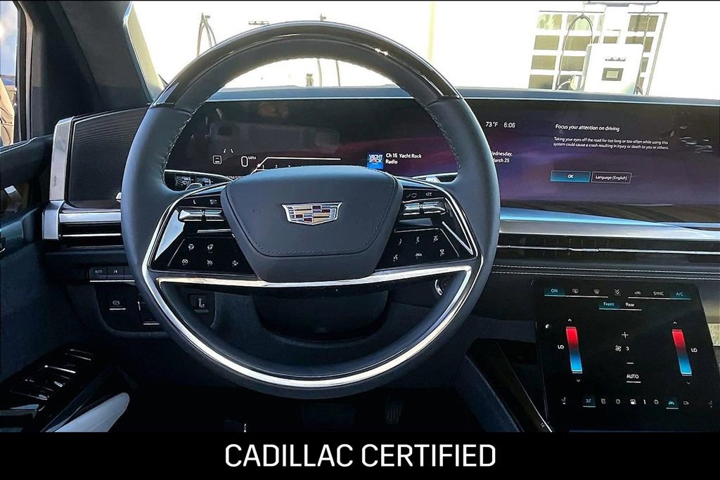 Used 2026 Cadillac Escalade Platinum Sport w/ LPO, ONYX Package image 7