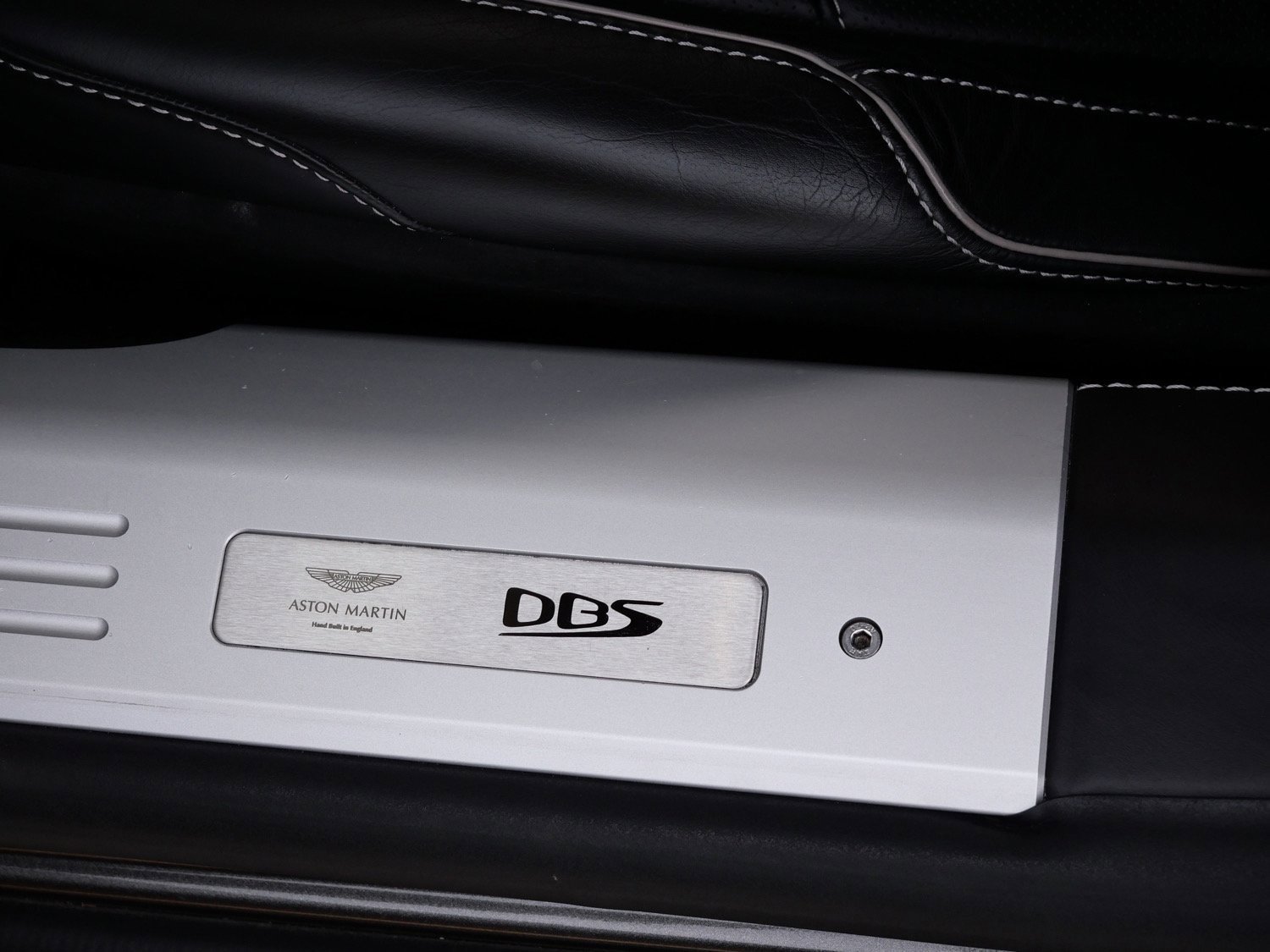 Used 2019 Aston Martin DBS Superleggera image 24