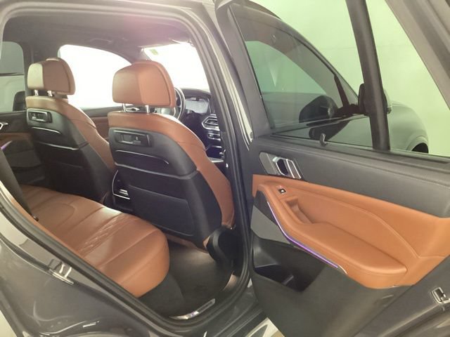 Used 2022 BMW X5 M50i w/ Executive Package AWD/4WD image 19