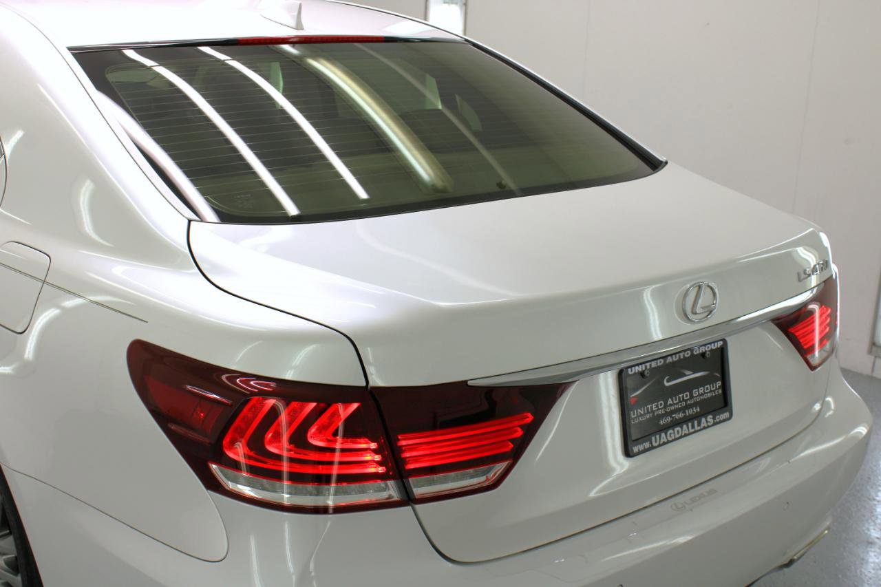 Used 2016 Lexus LS 460 w/ Comfort Package image 20