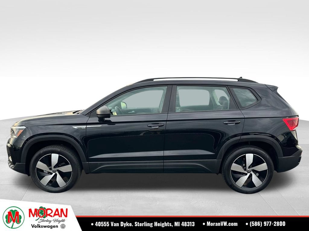 Certified 2024 Volkswagen Taos S AWD/4WD image 2