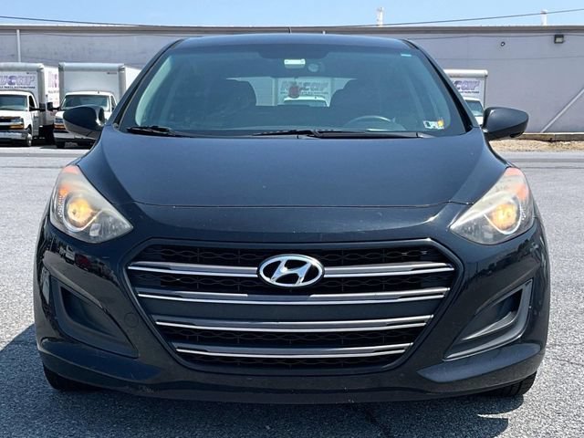 Used 2017 Hyundai Elantra GT FWD image 4