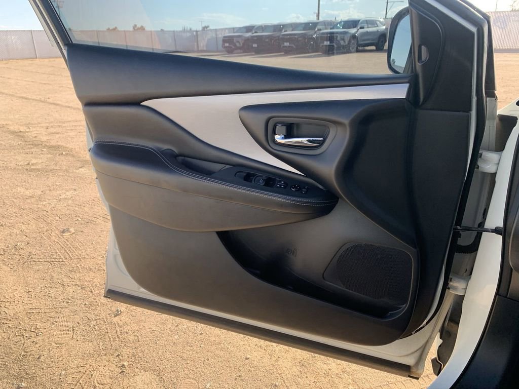 Used 2023 Nissan Murano SV FWD image 20