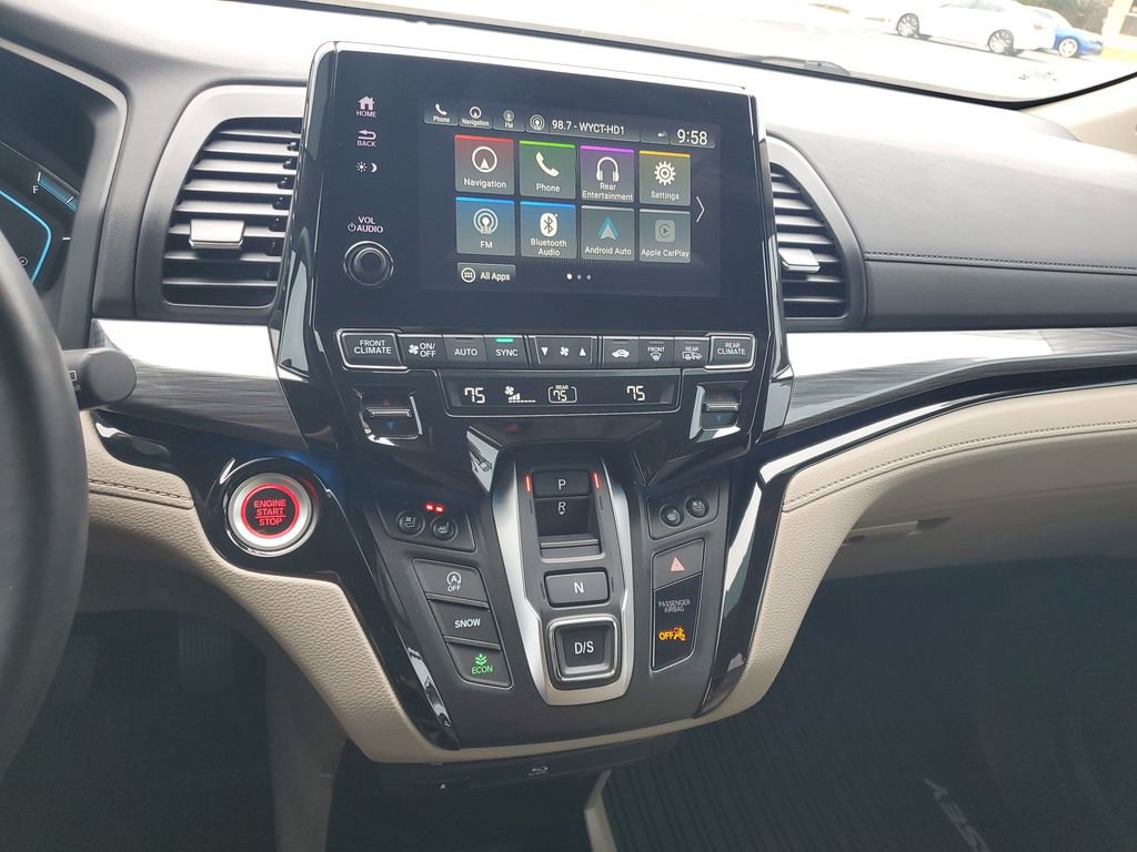 Used 2023 Honda Odyssey Elite image 16