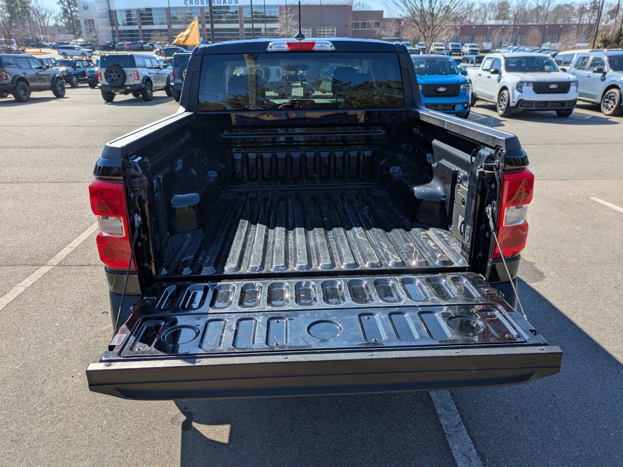 Certified 2024 Ford Maverick XLT image 33