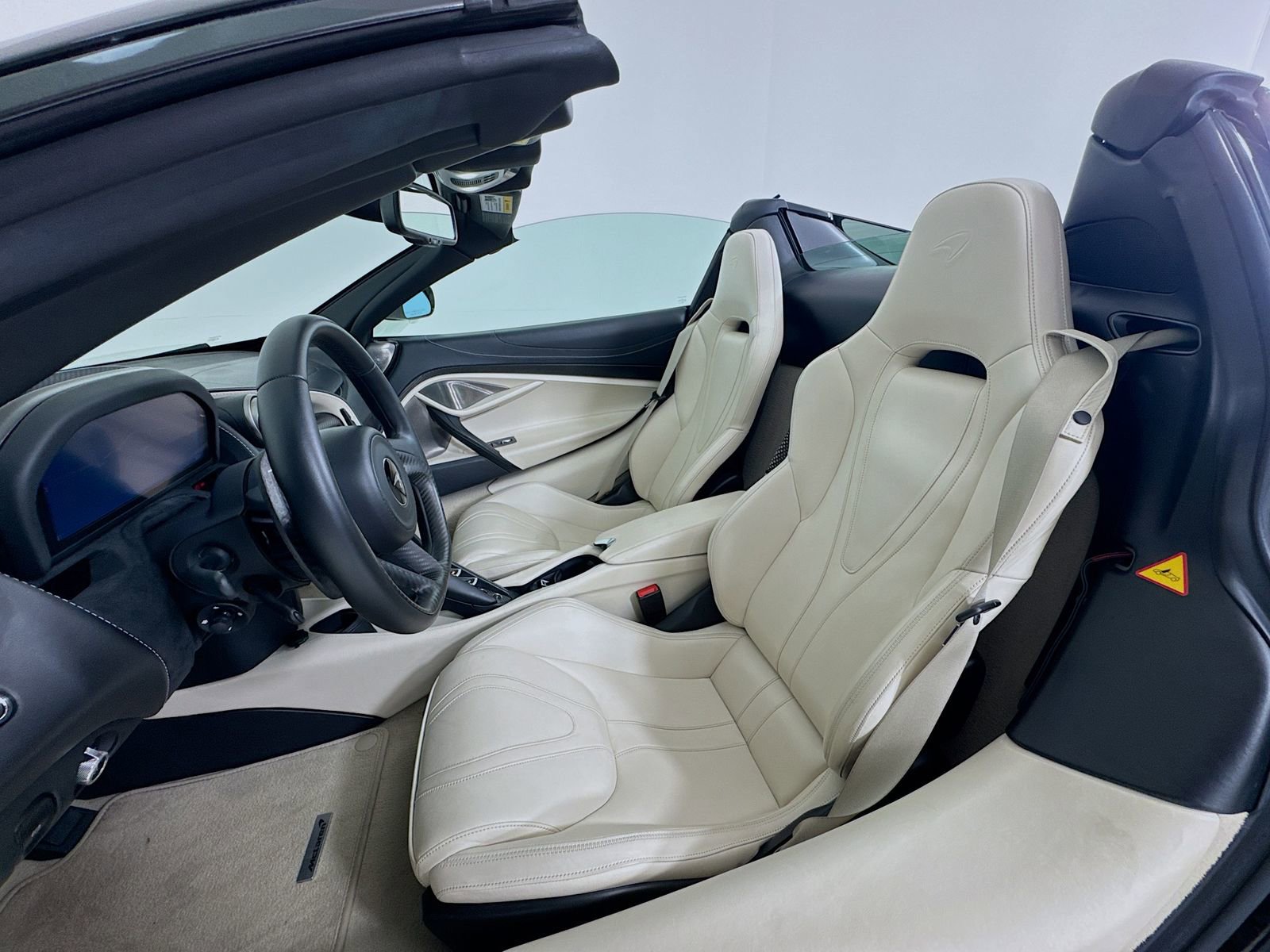 Used 2020 McLaren 720S image 8