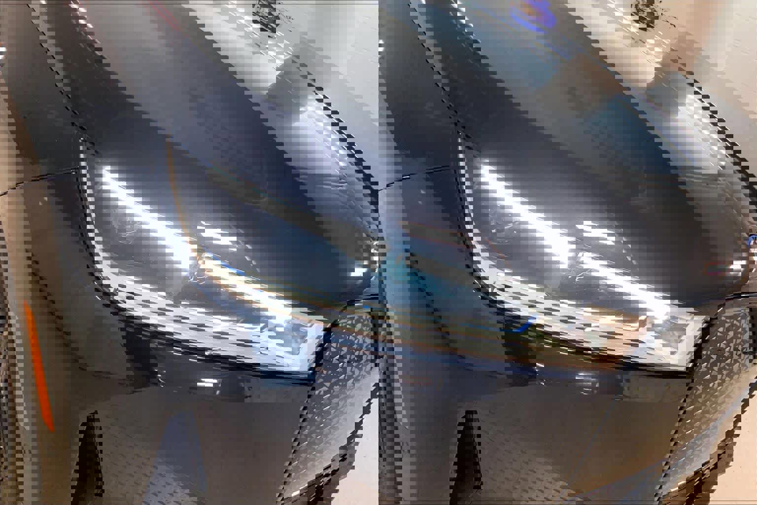 Certified 2023 BMW iX xDrive50 w/ Premium Package image 27