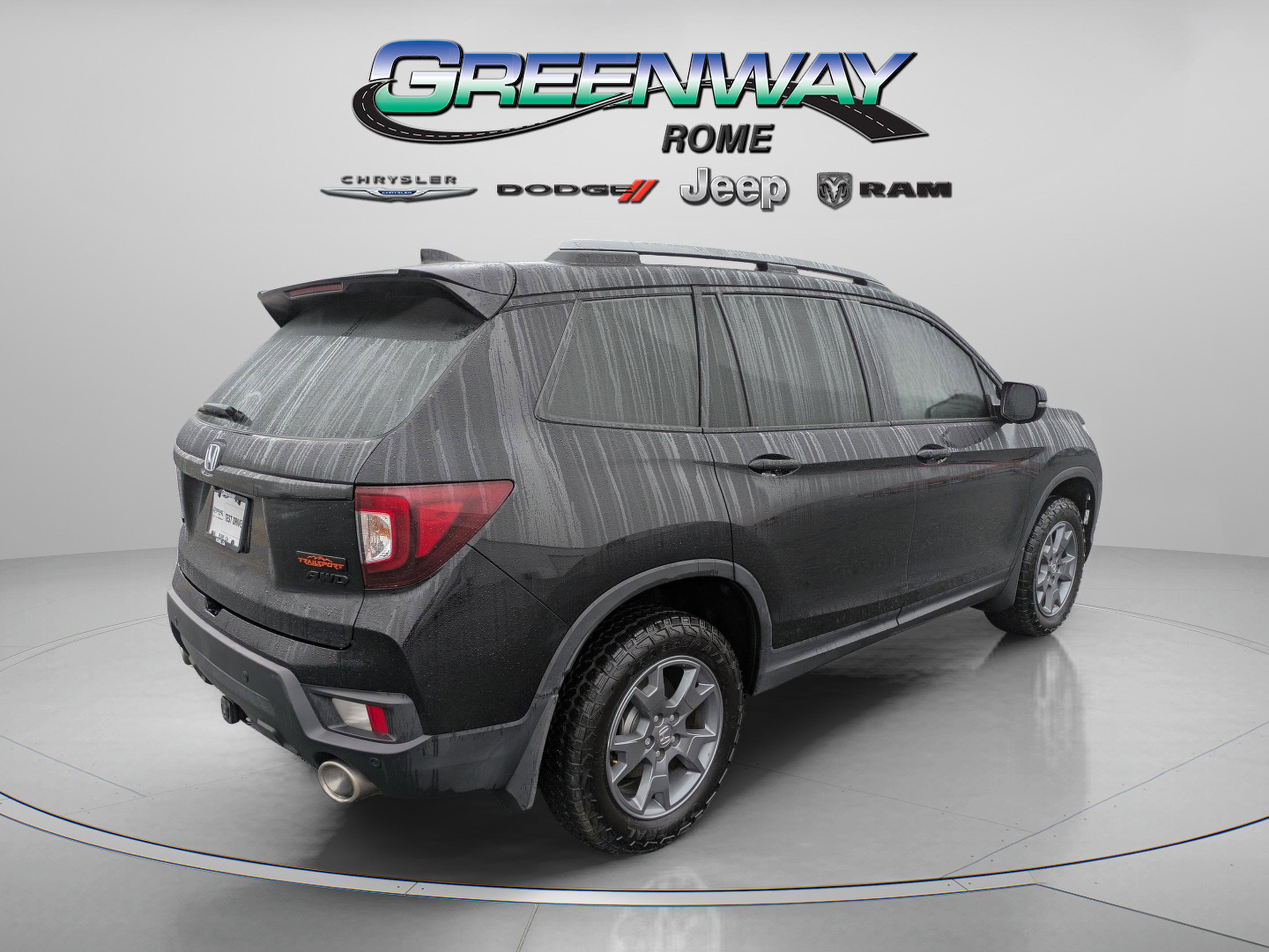 Used 2025 Honda Passport TrailSport image 7