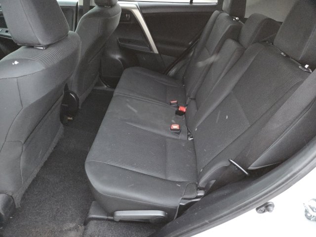 Used 2014 Toyota RAV4 LE image 12
