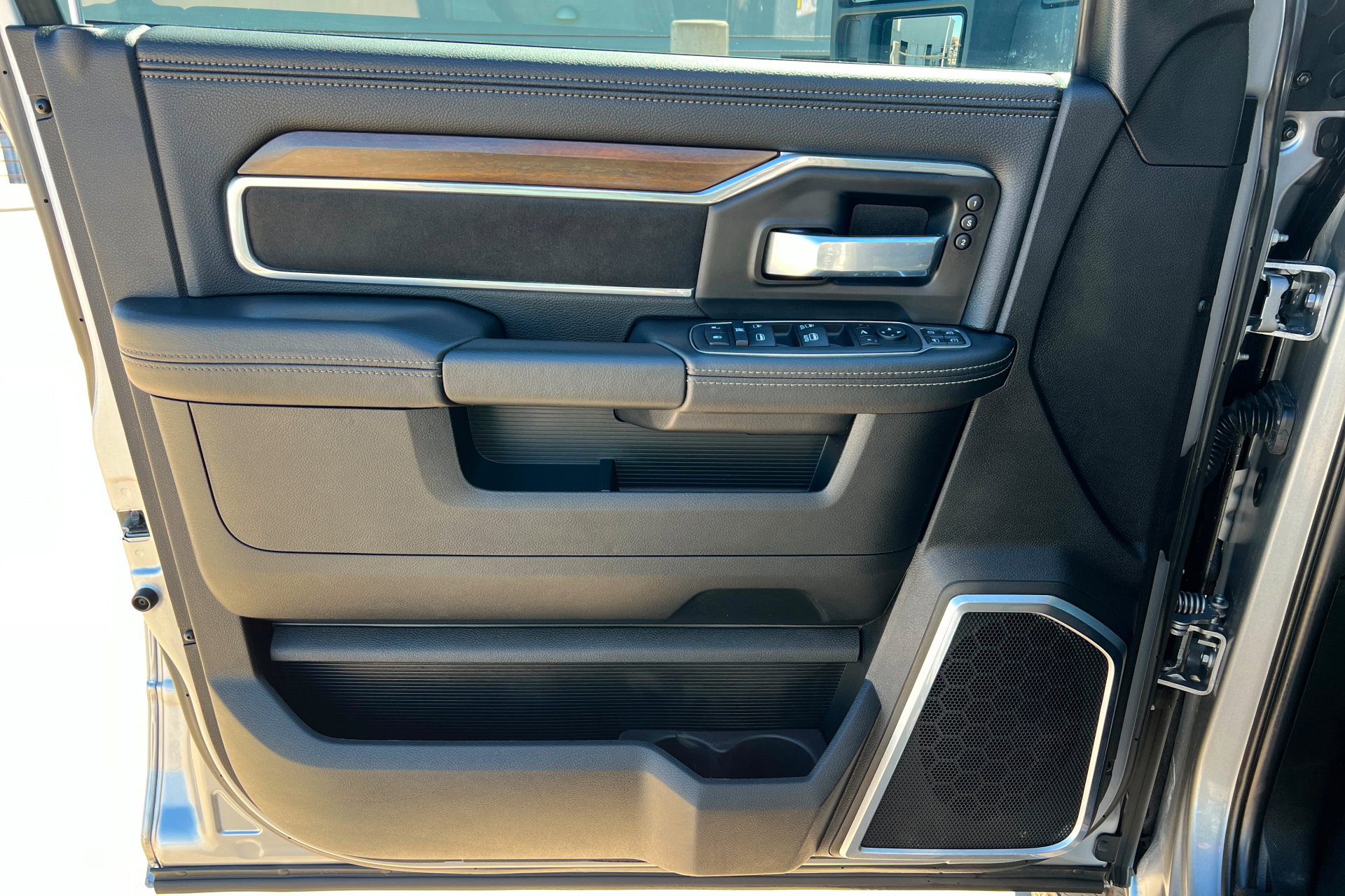 Certified 2024 RAM 2500 Laramie image 14