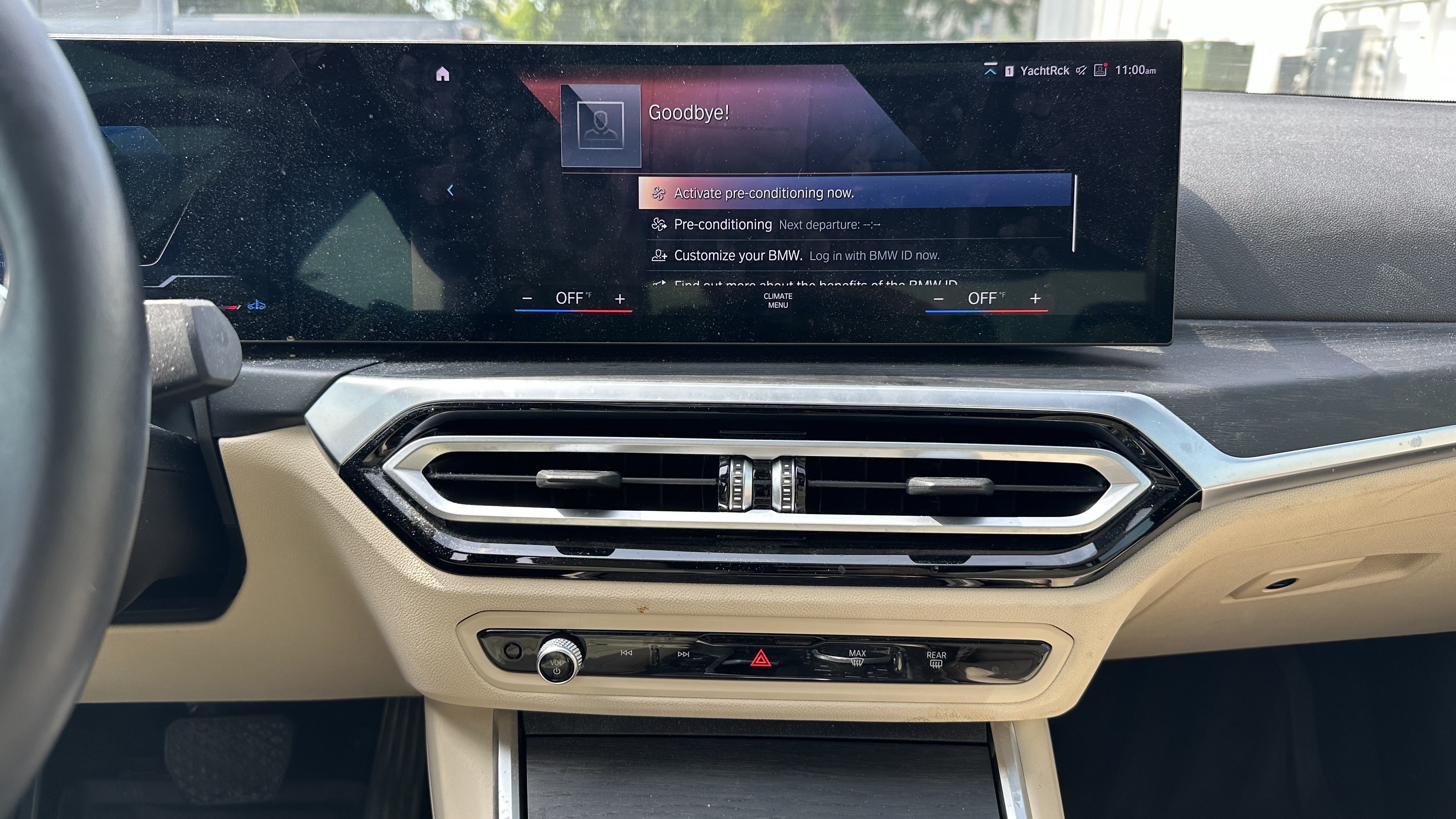 Certified 2023 BMW 330i xDrive Sedan w/ Premium Package AWD/4WD image 30