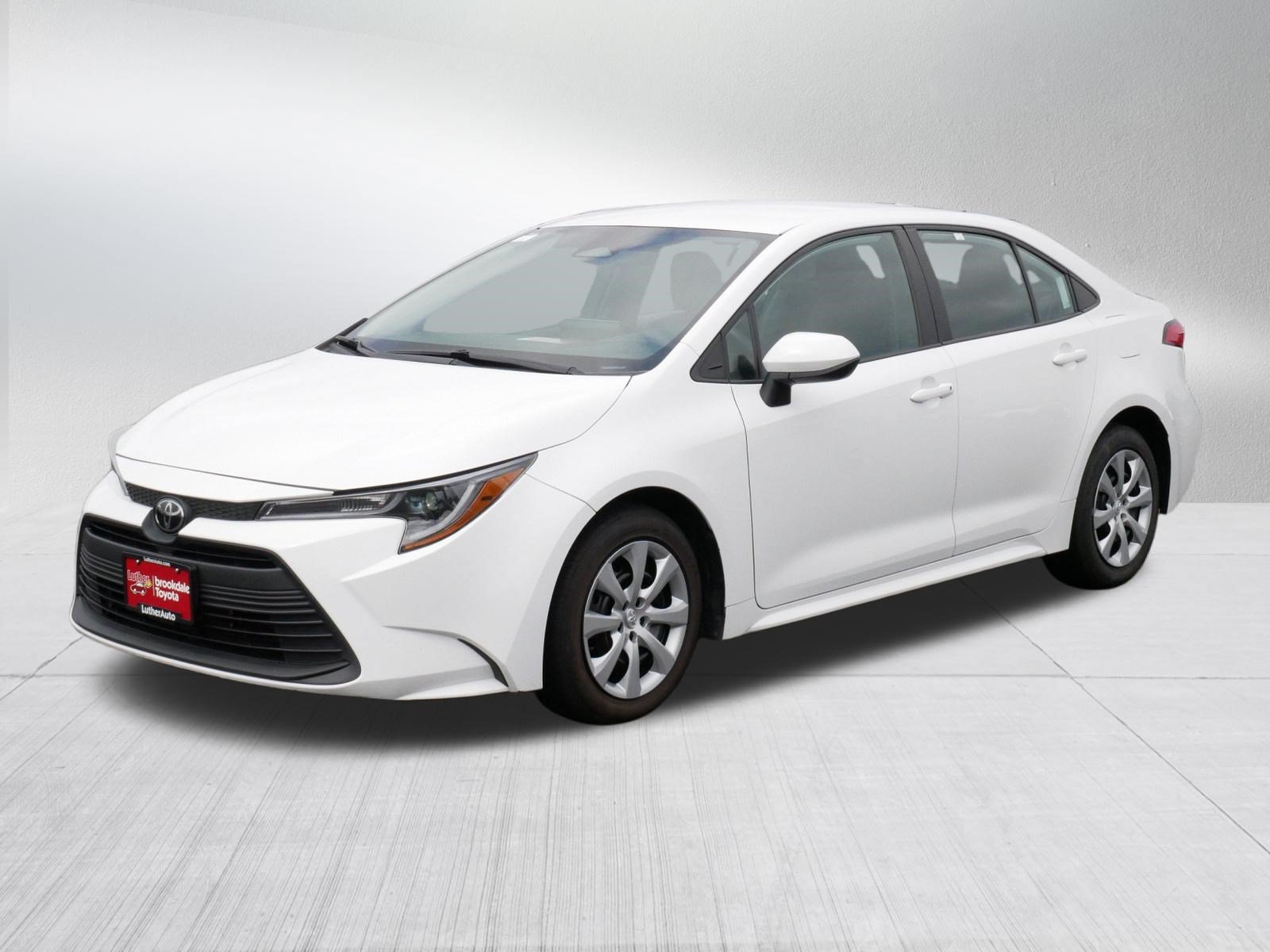 Certified 2023 Toyota Corolla LE FWD image 3
