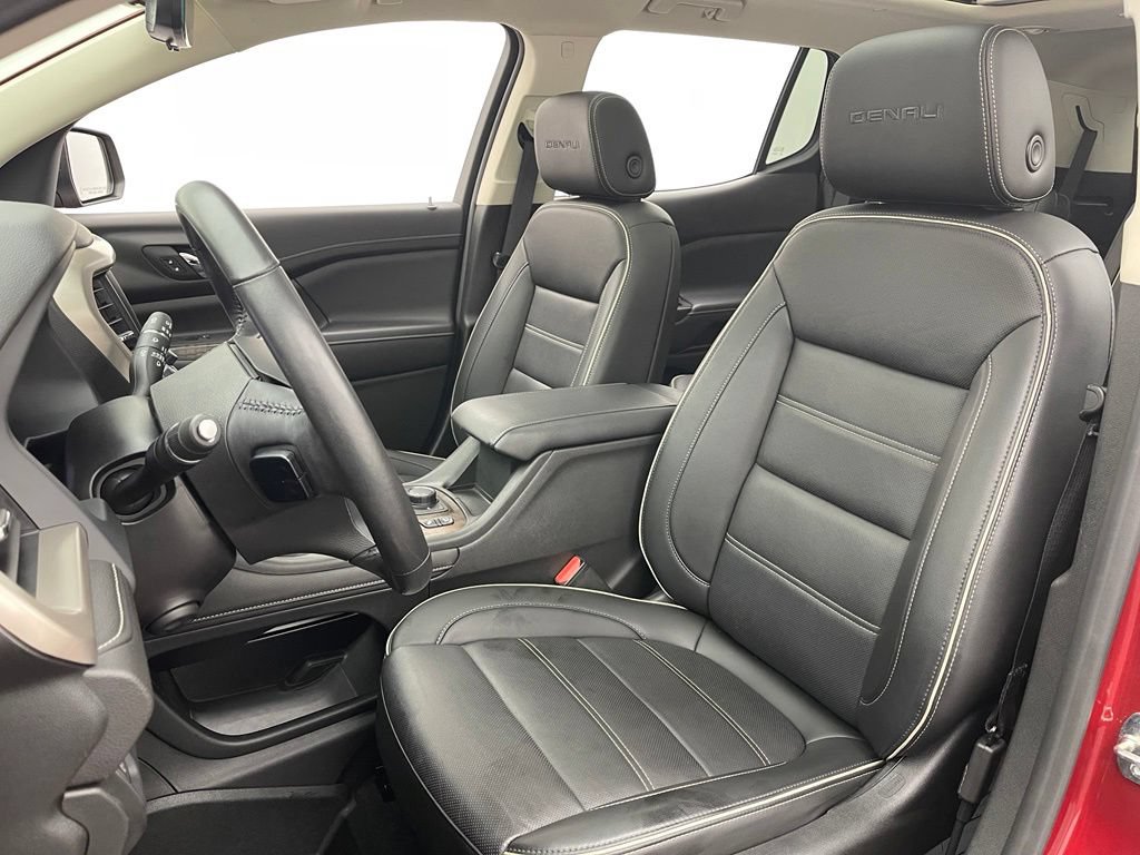 Used 2021 GMC Acadia Denali w/ Denali Technology Package FWD image 21