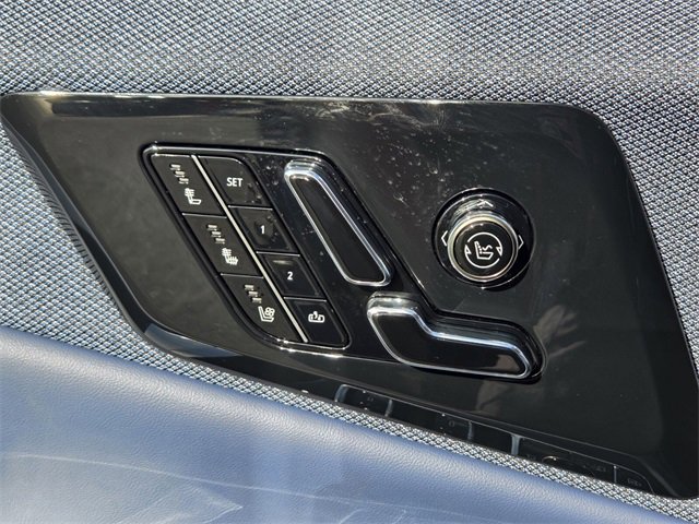 New 2026 Cadillac Optiq Sport 2 image 20