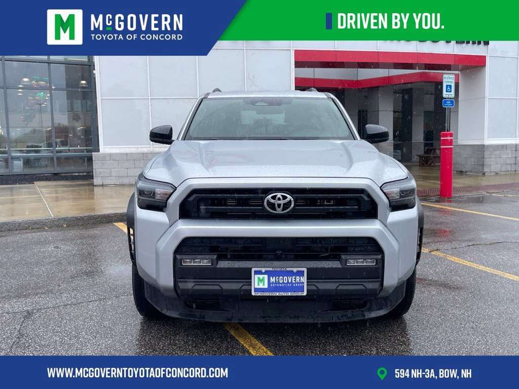 Used 2025 Toyota 4Runner SR5 AWD/4WD image 8