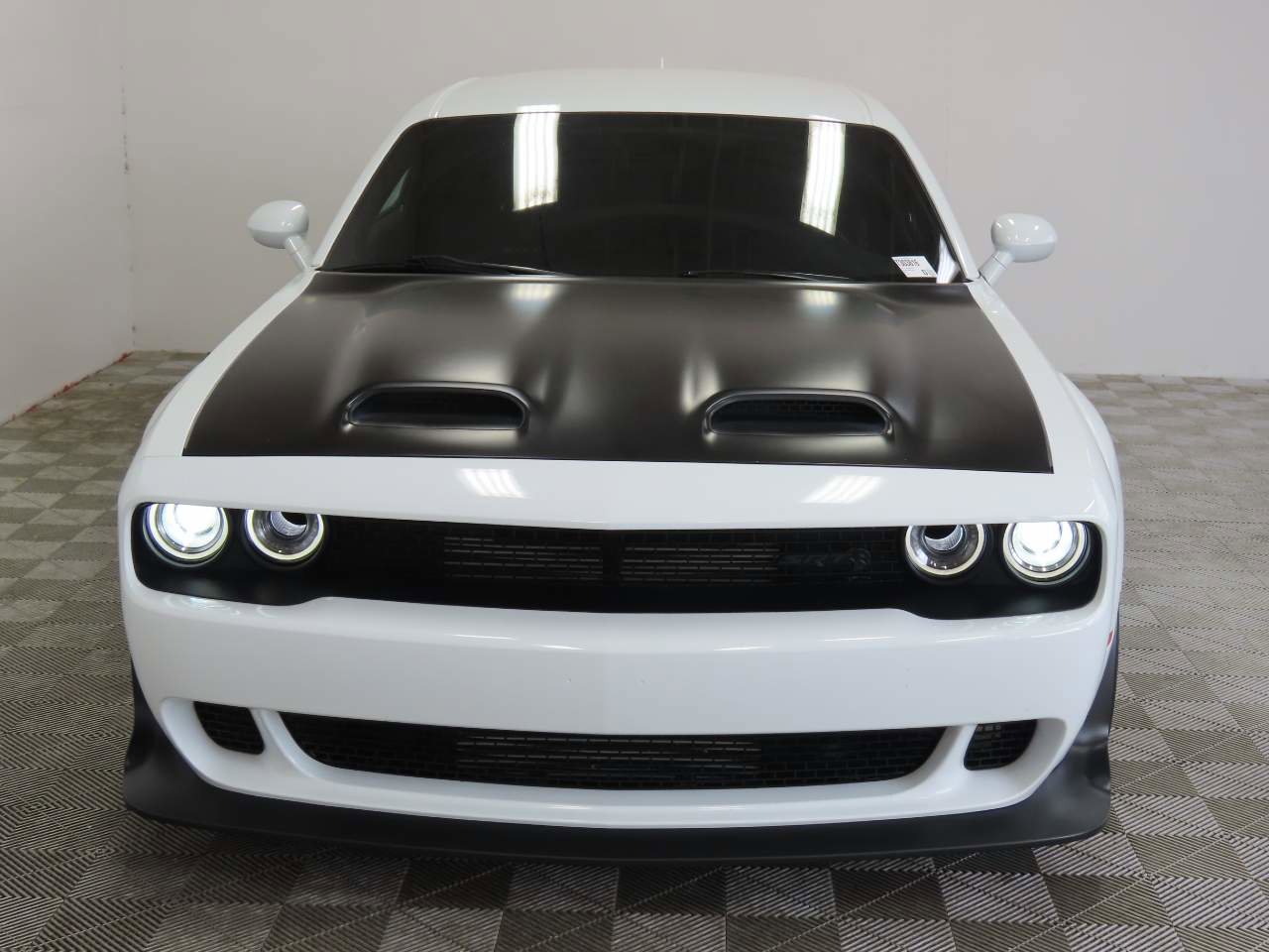 Used 2022 Dodge Challenger SRT Hellcat Redeye RWD image 2