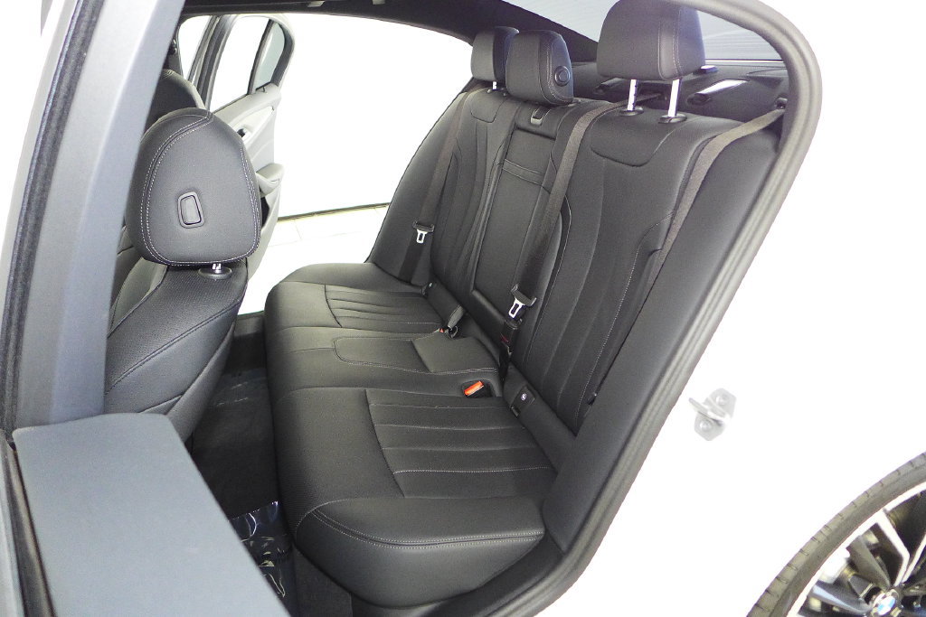 Certified 2023 BMW 540i w/ M Sport Package RWD image 21