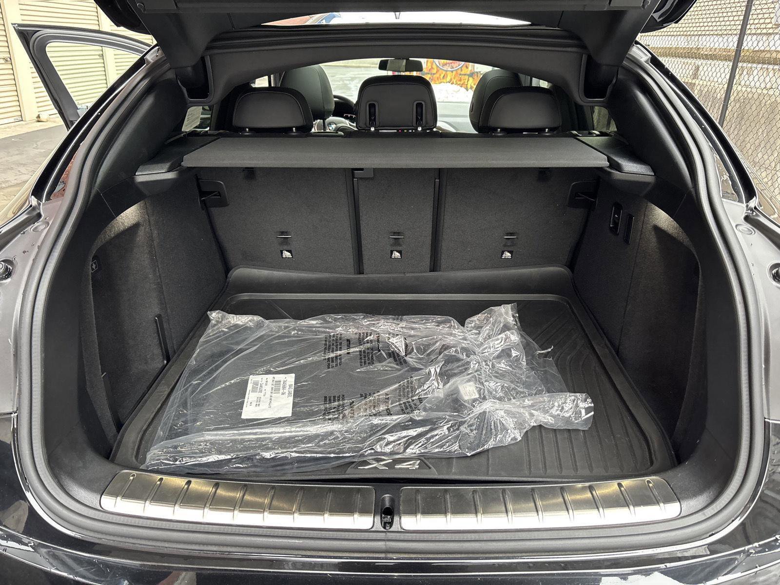 Used 2024 BMW X4 xDrive30i w/ Premium Package image 24