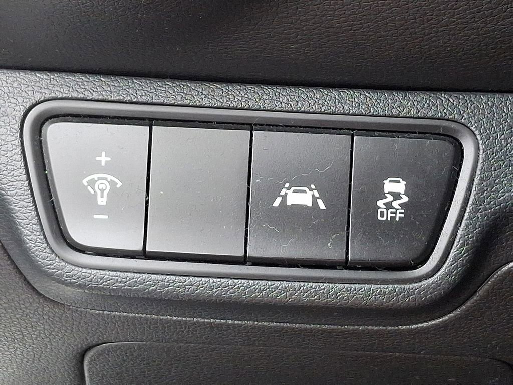 Used 2021 Kia Forte LXS image 18