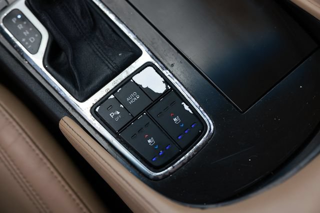 Used 2016 Hyundai Azera Limited FWD image 45
