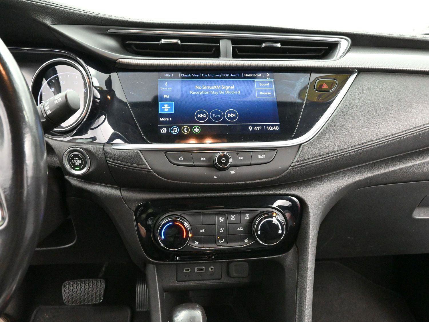 Used 2020 Buick Encore GX Preferred w/ Cold Weather Comfort Package image 23