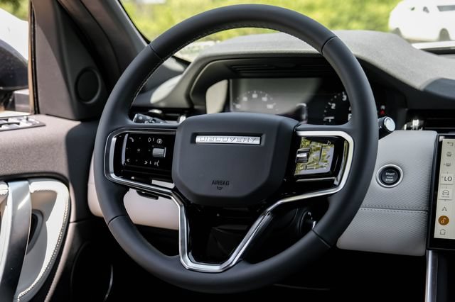 New 2026 Land Rover Discovery Sport Landmark AWD/4WD image 21