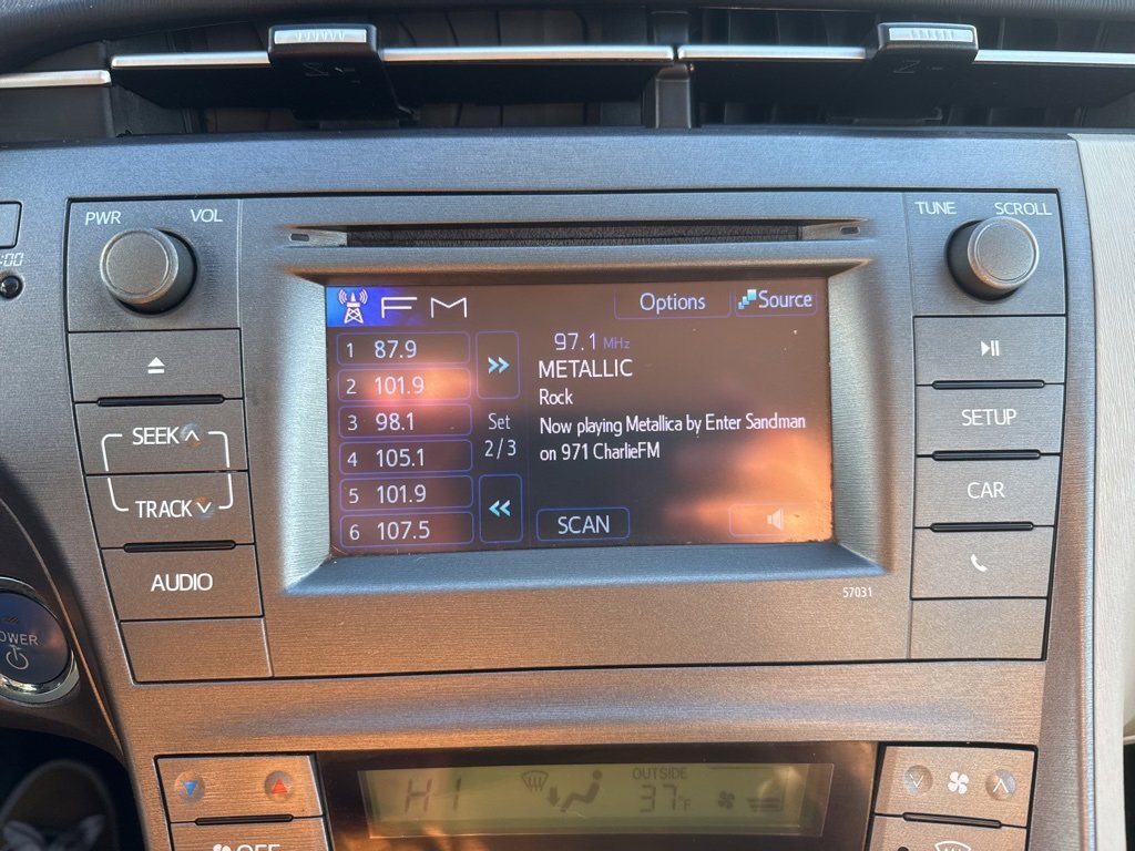 Used 2014 Toyota Prius Two image 34