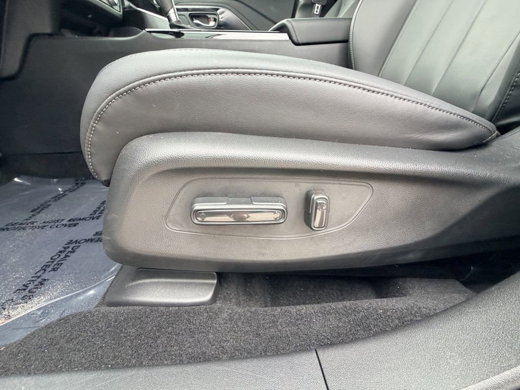 Certified 2025 Acura ADX FWD image 22