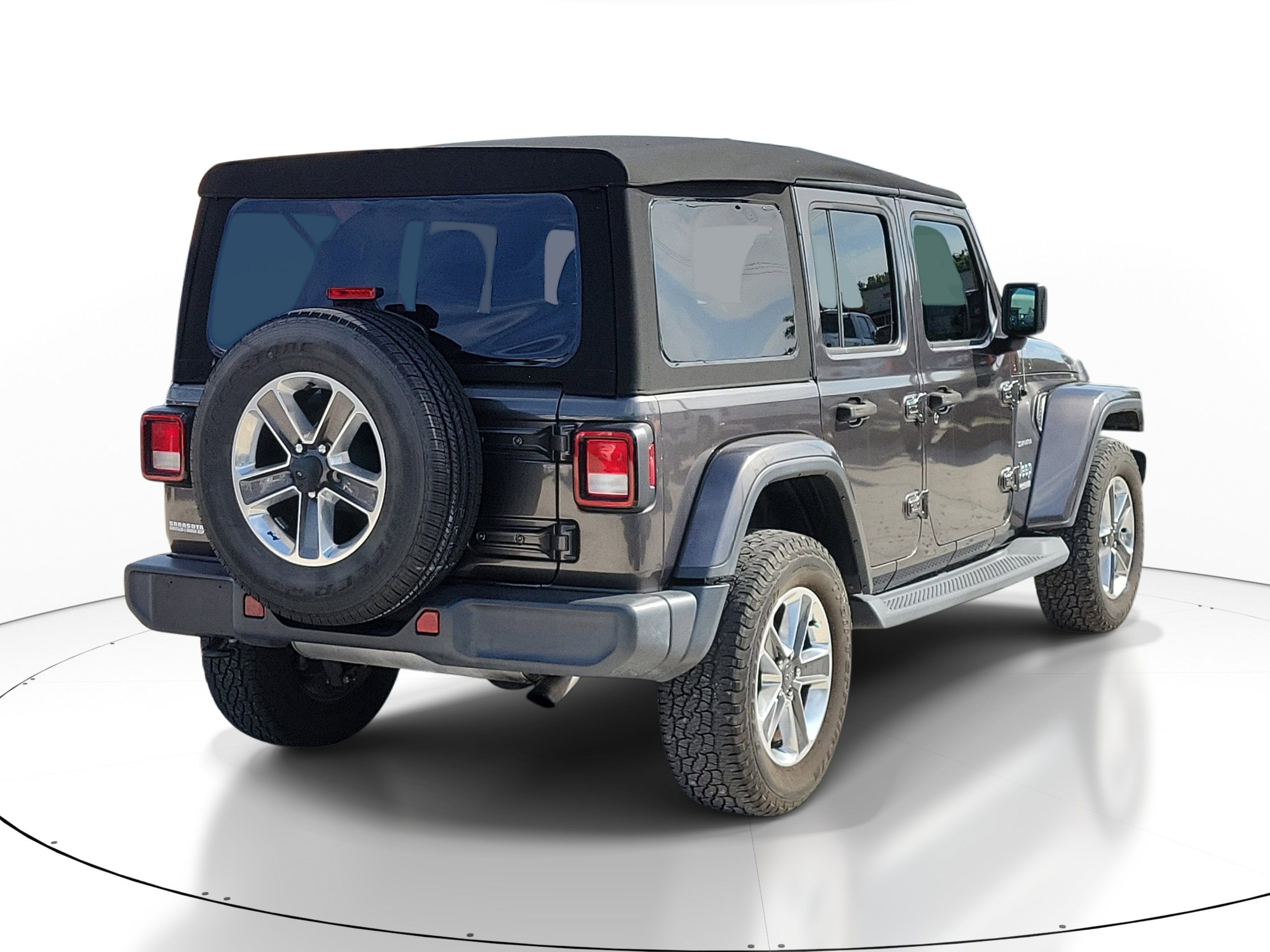 Used 2019 Jeep Wrangler Unlimited Sahara AWD/4WD image 6