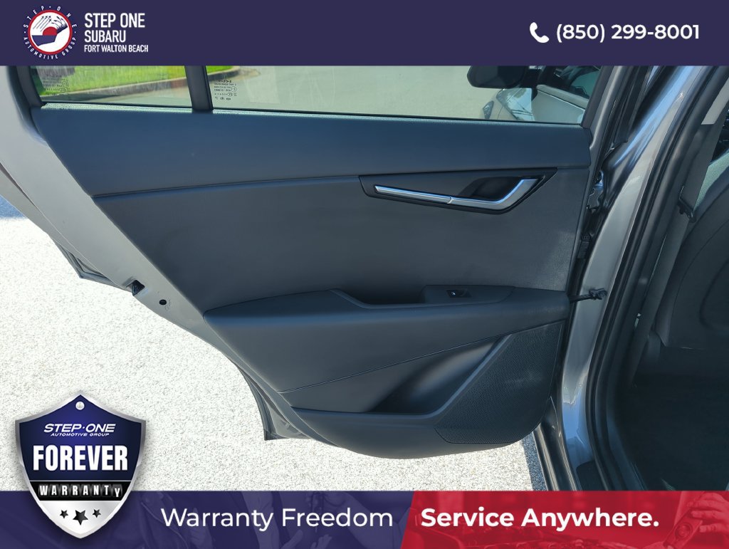 Used 2025 Kia Niro LX FWD image 27