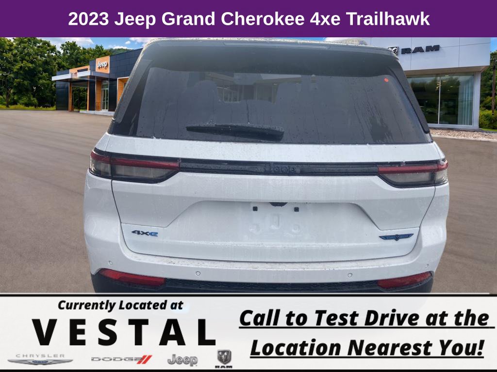 New 2023 Jeep Grand Cherokee Trailhawk AWD/4WD image 8