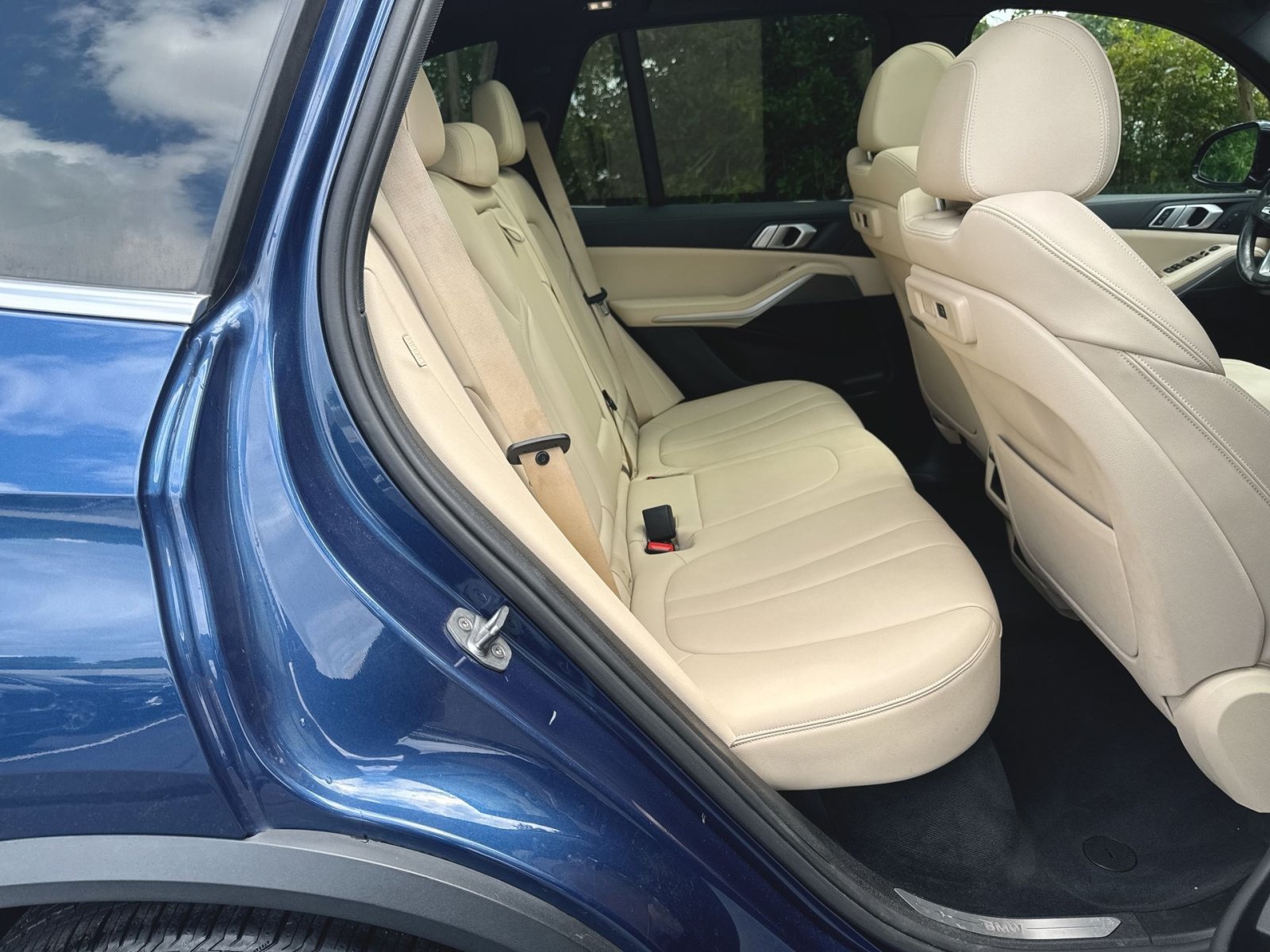 Used 2019 BMW X5 xDrive40i w/ Premium Package 2 AWD/4WD image 32