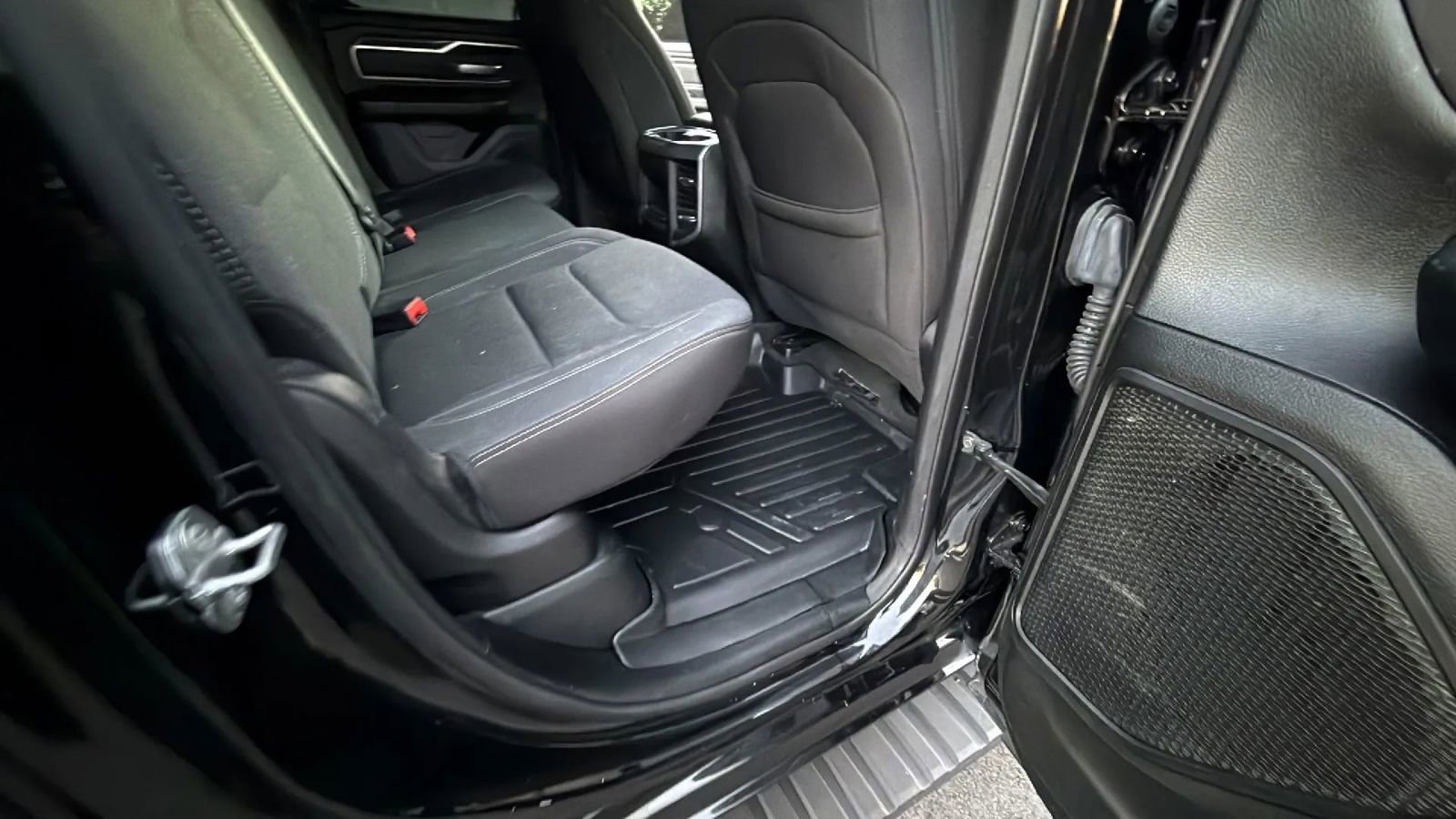 Used 2021 RAM 1500 Big Horn image 48