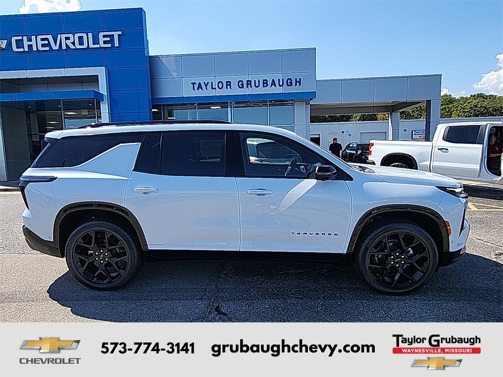 New 2026 Chevrolet Traverse RS image 1