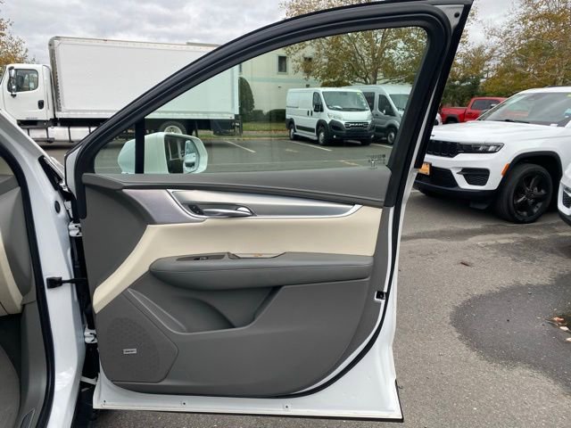 Used 2020 Cadillac XT5 Premium Luxury image 31