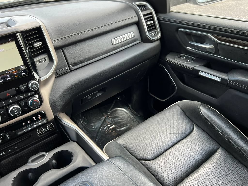 Used 2019 RAM 1500 Laramie AWD/4WD image 45