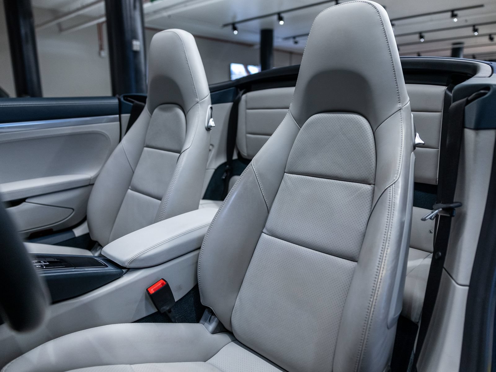 Certified 2019 Porsche 911 Carrera S RWD image 5
