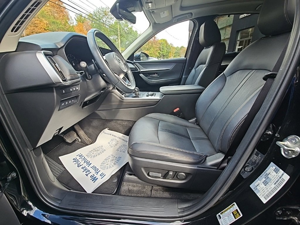 Certified 2024 MAZDA CX-90 Plug-In Hybrid w/ Premium Pkg image 13