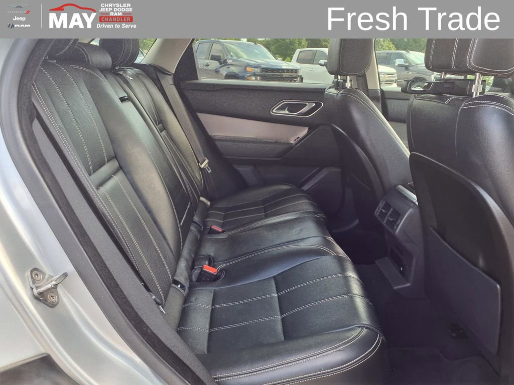 Used 2019 Land Rover Range Rover Velar S AWD/4WD image 14