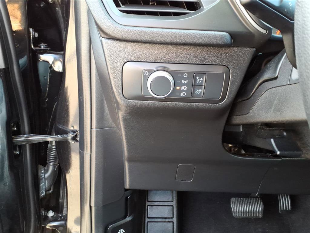 Used 2021 Ford Escape S image 17