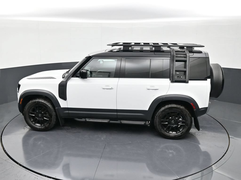 Used 2023 Land Rover Defender 110 S AWD/4WD image 19