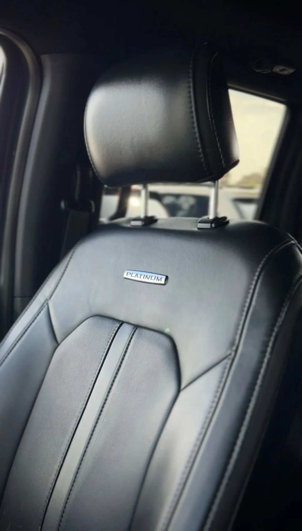 Used 2016 Ford F150 Platinum w/ Equipment Group 701A Luxury image 15