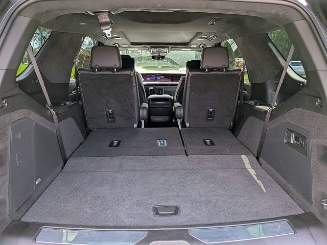 Certified 2026 Cadillac Escalade Platinum Sport AWD/4WD image 11