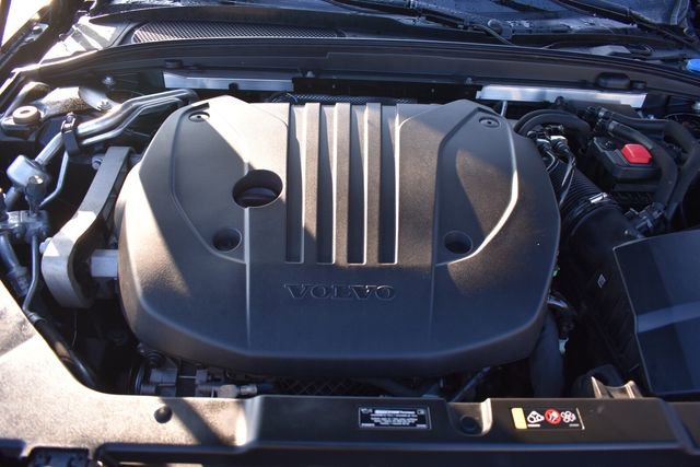 Used 2022 Volvo S60 B5 Momentum w/ Premium Package image 34