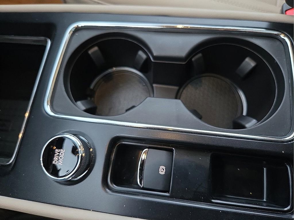 New 2026 Lincoln Corsair Premiere FWD image 20