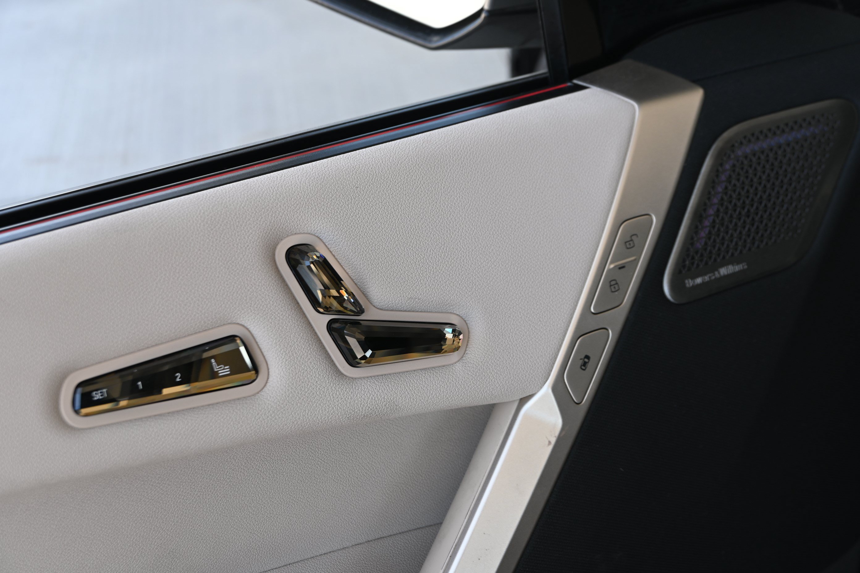 Certified 2024 BMW iX M60 AWD/4WD image 23